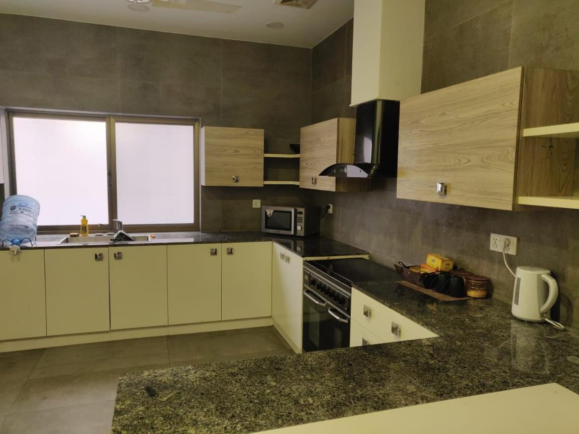 Zaib Guest House E-11 Islamabad Eksteriør bilde
